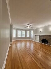 3748 W Windsor Ave, Unit 1 in Chicago, IL - Building Photo - Building Photo