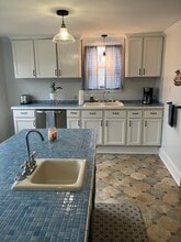 1035 Lynnhurst Ave in Louisville, KY - Building Photo - Building Photo