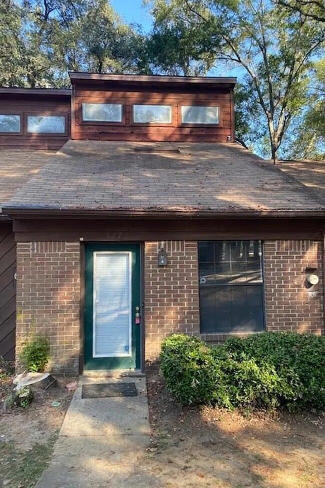 property at 1272 High Rd