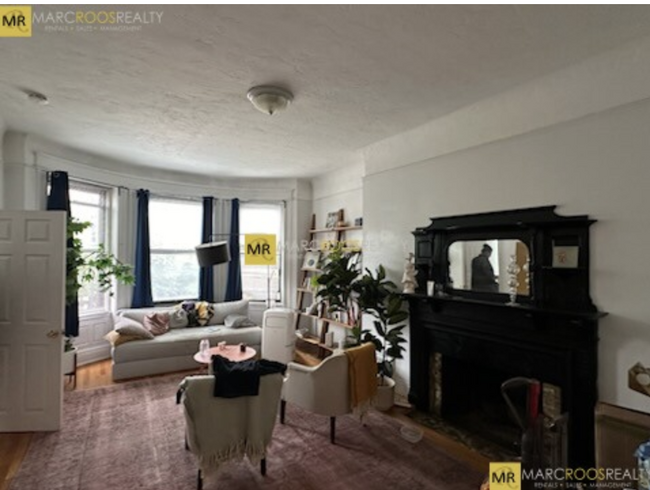 591 Beacon St, Unit 2 in Boston, MA - Foto de edificio - Building Photo