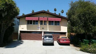 4623 Clarissa Ave, Unit 2 in Los Angeles, CA - Building Photo