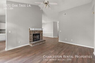 1971 Oak Tree Ln in Mount Pleasant, SC - Building Photo - Building Photo
