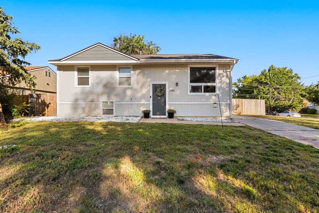 3040 Garland Terrace in Colorado Springs, CO - Building Photo