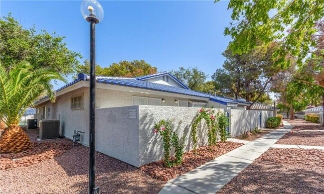 property at 2116 Willowbury Dr