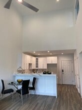 148 S Front St in Farmingdale, NY - Foto de edificio - Building Photo