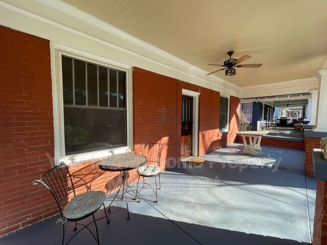 301 Elmira Pl NE in Atlanta, GA - Building Photo - Building Photo