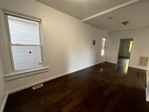 13 Garwood Pl, Unit 1 in Irvington, NJ - Building Photo - Building Photo