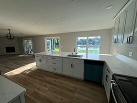 2125 Beecher Rd in Clearwater, FL - Building Photo