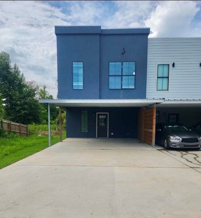 3552 Knight Ln