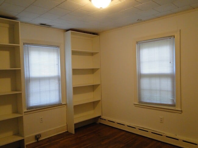 106 Pine St in Carrboro, NC - Building Photo - Building Photo