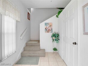 5015 Cedar Springs Dr in Naples, FL - Building Photo - Building Photo