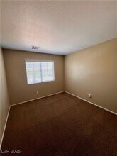 10007 Candle Canyon Ct in Las Vegas, NV - Building Photo - Building Photo