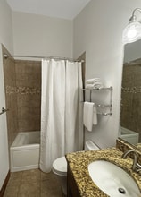 80 Mule Deer Ct in Dillon, CO - Foto de edificio - Building Photo