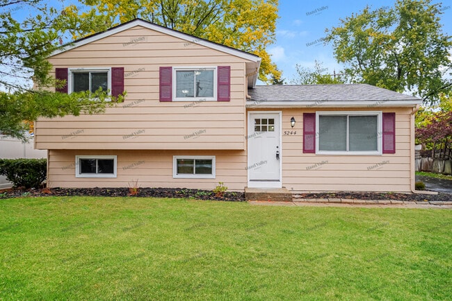 property at 5244 Refugee Rd