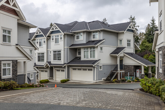 Walnut Ridge in Surrey, BC - Building Photo - Building Photo