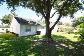 2109 Sandy Hook in Lakeland, FL - Building Photo - Building Photo