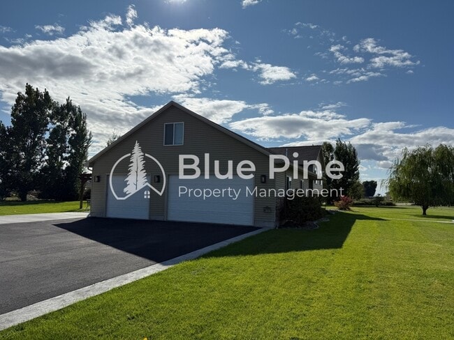 3834 E 446 N in Rigby, ID - Building Photo - Building Photo
