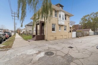 5421 Toledo St in Detroit, MI - Building Photo - Building Photo
