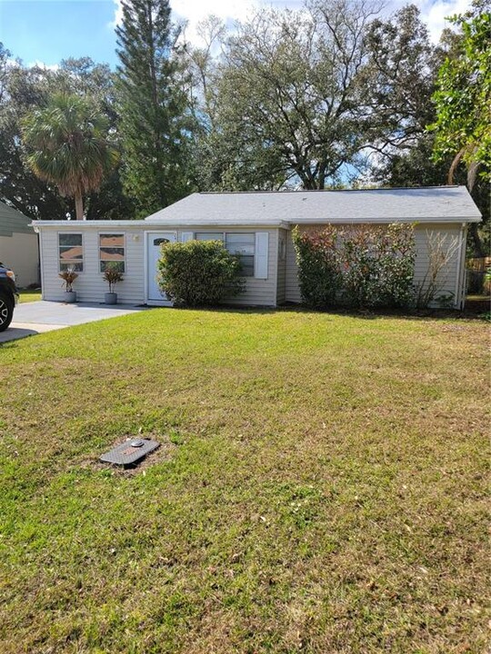 2414 S Elm Ave in Sanford, FL - Building Photo