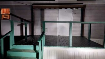 300 W Rabbit Cove Rd in Quinlan, TX - Building Photo