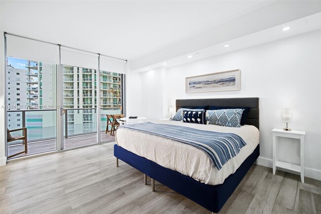 property at 1300 Brickell Bay Dr