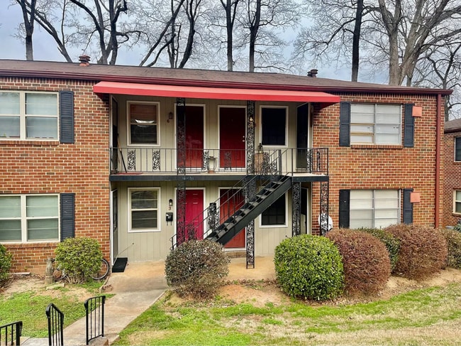 property at 2429 Lawrenceville Hwy