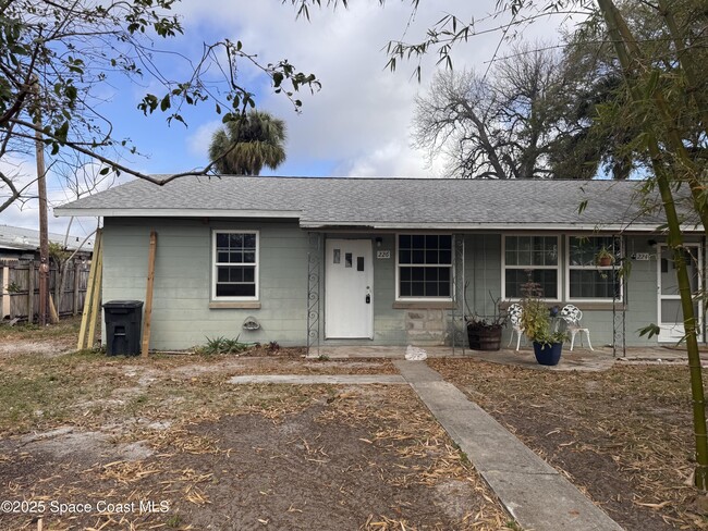 226 Skelly Dr in Rockledge, FL - Building Photo - Building Photo