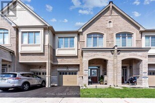 433 Izumi Gate in Milton, ON - Building Photo