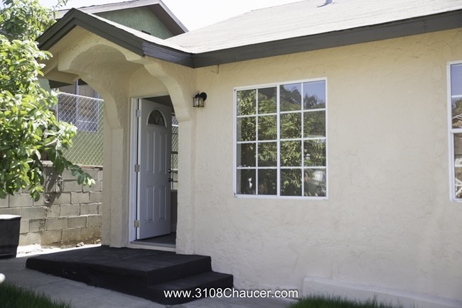 3108 Chaucer St in Los Angeles, CA - Foto de edificio - Building Photo