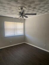 5015 Dupont Dr in Dallas, TX - Building Photo - Building Photo