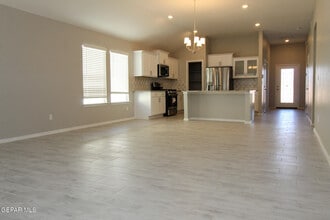 1229 Night Sky St in Horizon City, TX - Building Photo - Building Photo