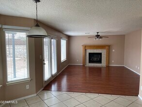 452 Emerald Pass Ave in Horizon City, TX - Building Photo - Building Photo