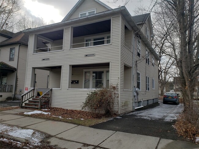 23 Cleveland Ave in Binghamton, NY - Building Photo - Building Photo