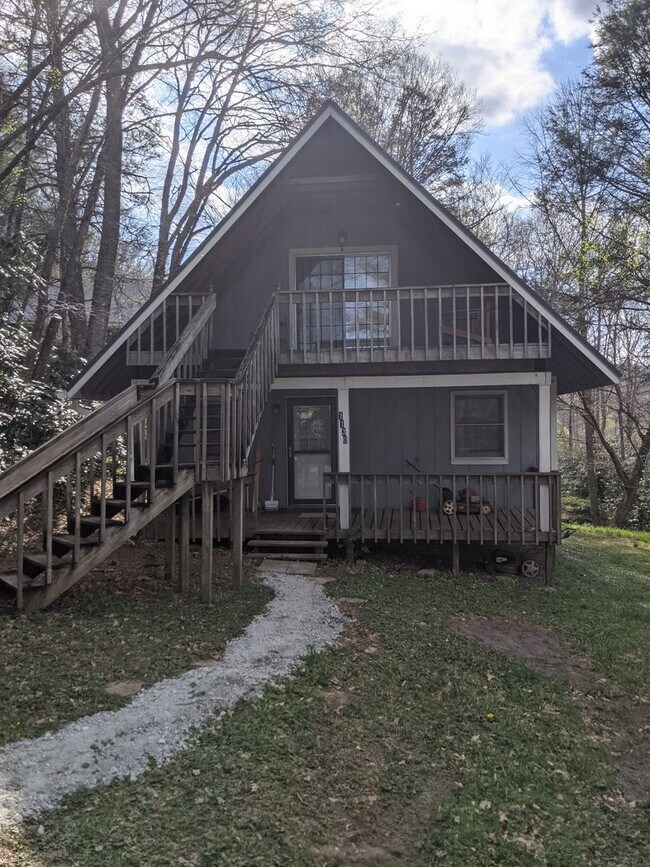 1130 Stoney Brook Ln in Boone, NC - Building Photo - Building Photo