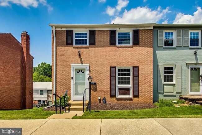 property at 1318 Palmer Rd
