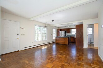10 Vanessa Ln in Staatsburg, NY - Building Photo - Building Photo