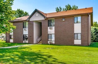 206 Harrison Ct in Baxter, IA - Building Photo