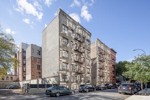 256 W 117th St in New York, NY - Building Photo