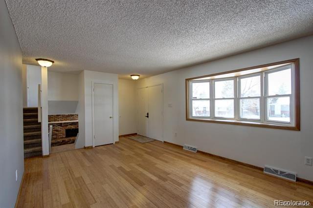 6233 W Caley Ave in Littleton, CO - Building Photo - Building Photo