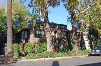 616 25th Street in Sacramento, CA - Building Photo - Building Photo