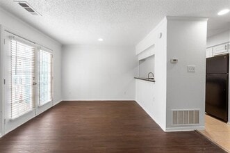 5411 Columbia Ave in Dallas, TX - Building Photo - Building Photo