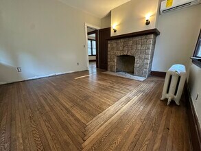 403 Probasco St in Cincinnati, OH - Foto de edificio - Building Photo