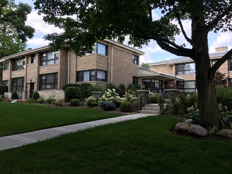 1942 Linden Ave in Highland Park, IL - Building Photo
