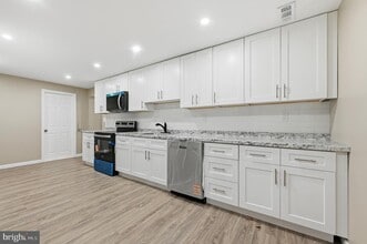 667 S Broadway in Pennsville Township, NJ - Building Photo - Building Photo