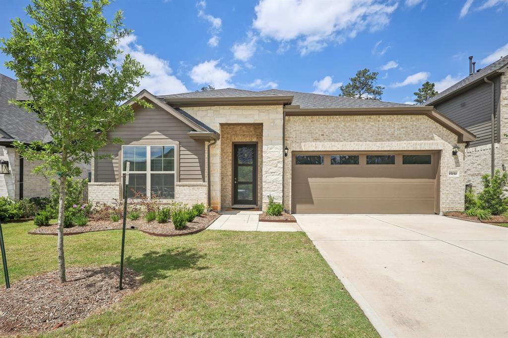 15150 N Heron Heights Way in Magnolia, TX - Building Photo