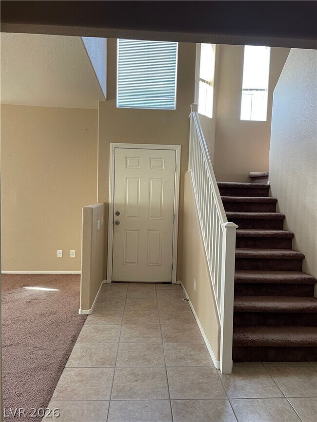 3753 Hollycroft Dr in North Las Vegas, NV - Building Photo - Building Photo