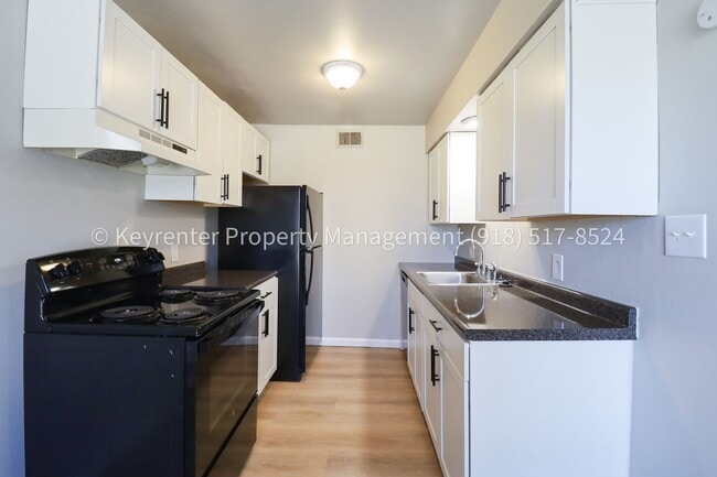 property at 6717 S Richmond Ave