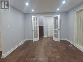 185 Appalachian Crescent in Kitchener, ON - Building Photo - Building Photo