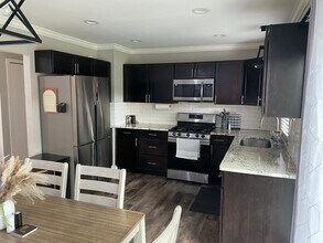 1688 Brookline St in Canton Township, MI - Building Photo - Building Photo