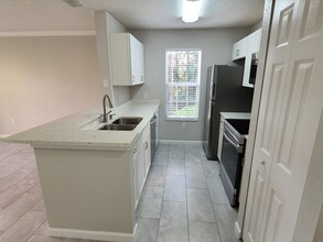 4220 Summer Landing Dr in Lakeland, FL - Building Photo - Building Photo